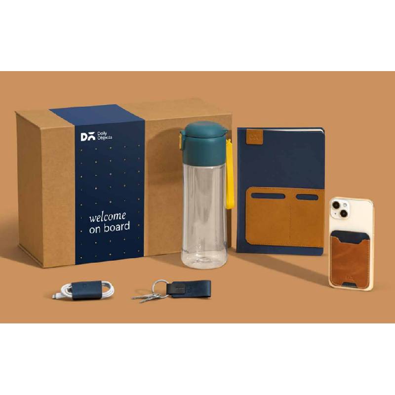 Daily Objects - employee onboarding kit 01