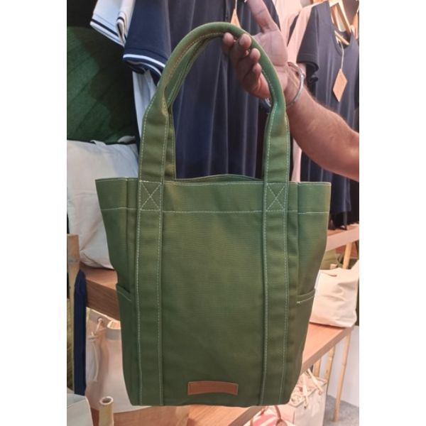 Smaller footprint Urban Tote Bag 