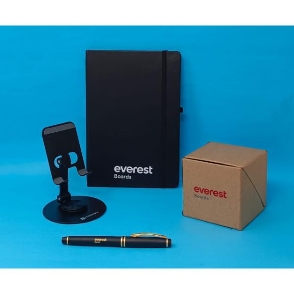 Gifting kit for Everest
