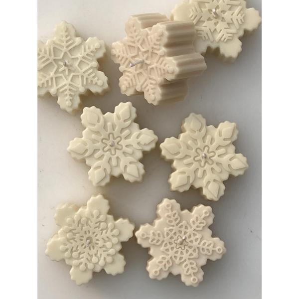 SNOW FLAKE CANDLE