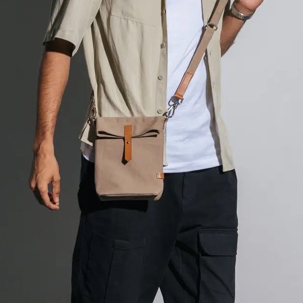 Scout Crossbody Bag