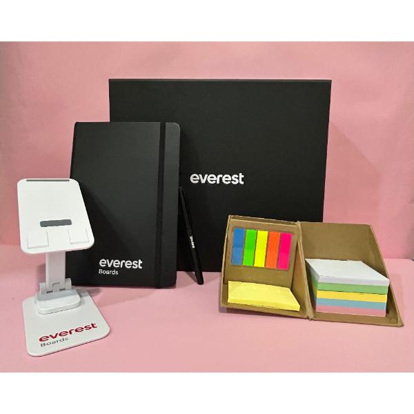 Everest welcome kit 