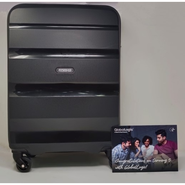 GlobalLogic Kit for long term service reward