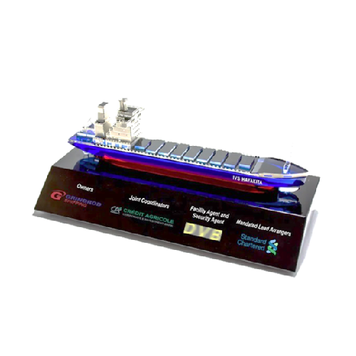Customized Crystal Shape Ship Trophy