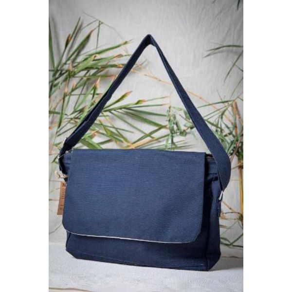 Smaller Footprint Eco messenger bag