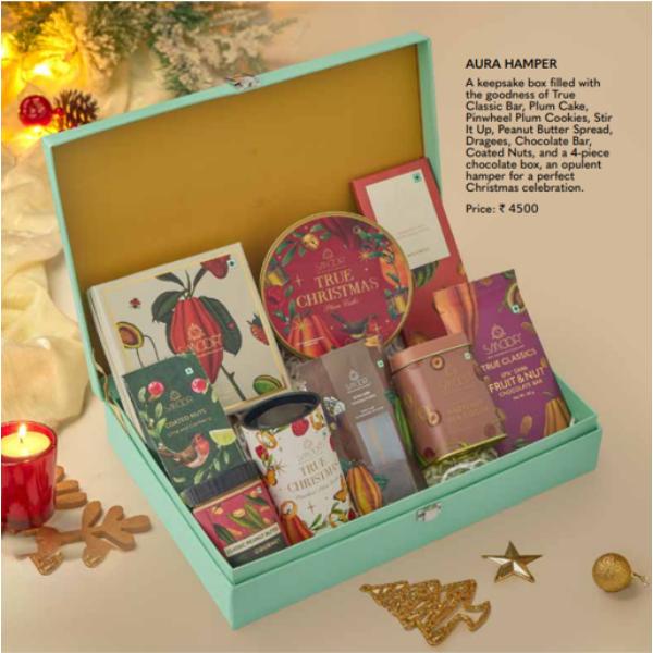 AURA HAMPER