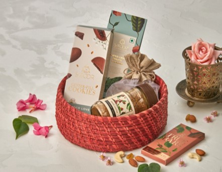 SABAI GRASS HAMPER ROUND Gift Hamper